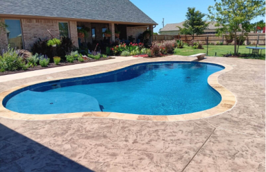 Escapes with Pool