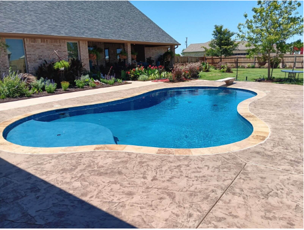 Escapes with Pool