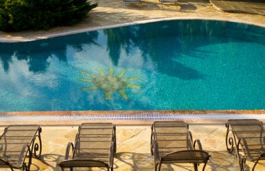 How to Choose the Right Patio Material for a Rhode Island Pool Area