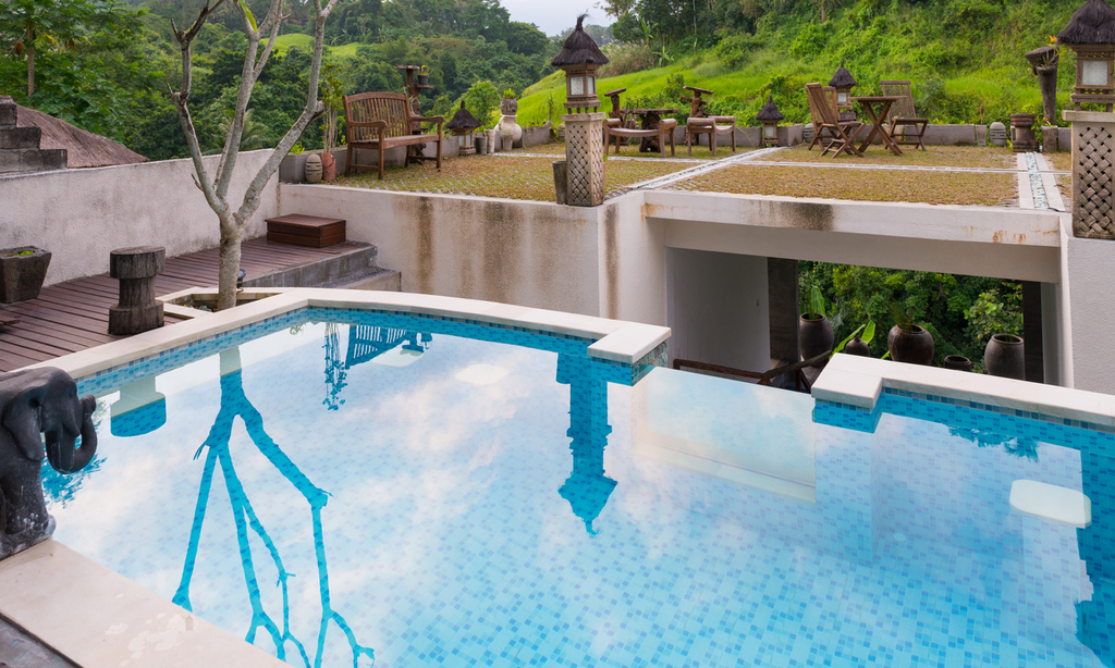 Hotel swimming pool