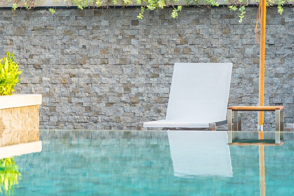 Retaining Wall Can Transform Your Rhode Island Pool Area